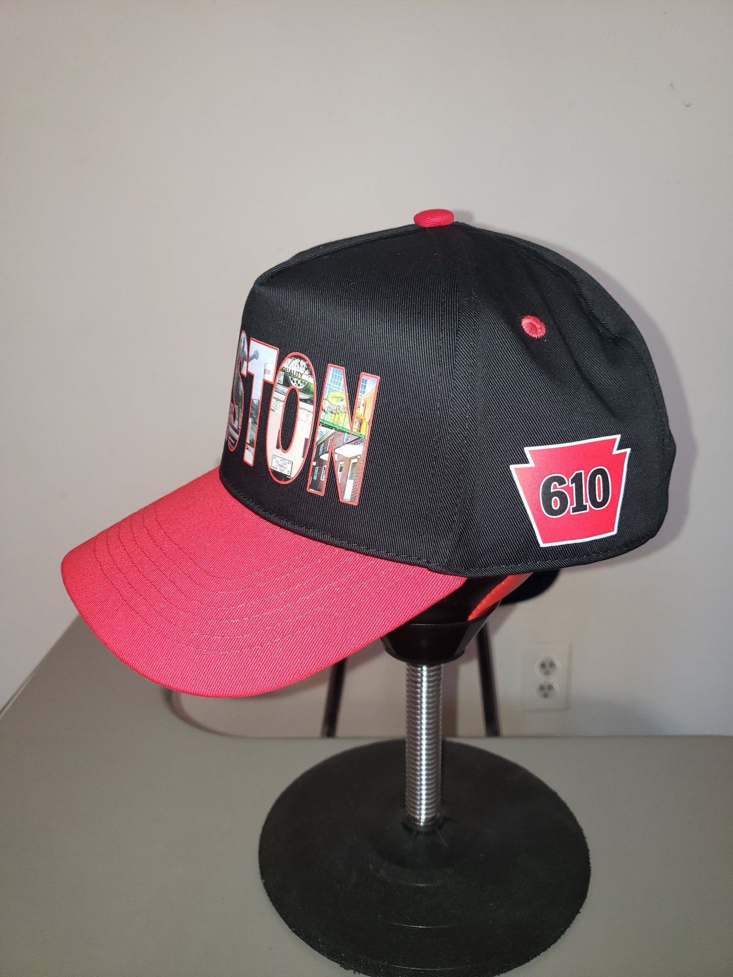 EASTON 610 Red/Black snapback hat!